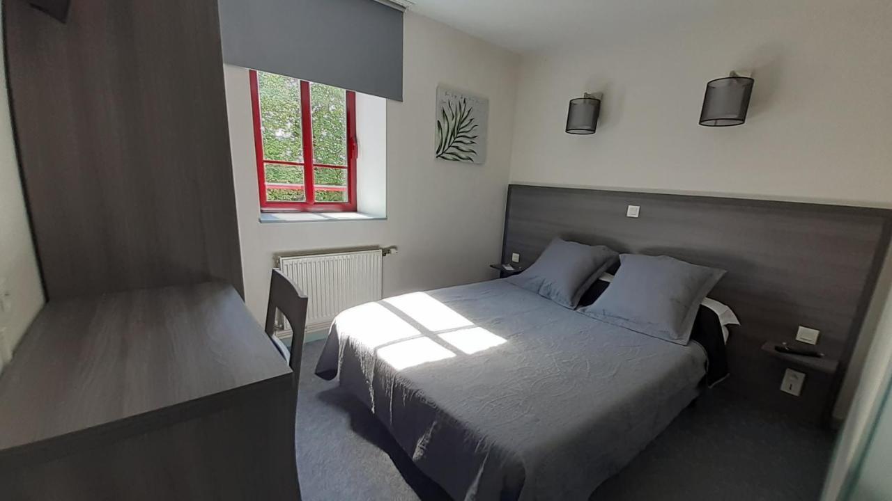 Hotel La Boule D'Or Pouzauges Zewnętrze zdjęcie